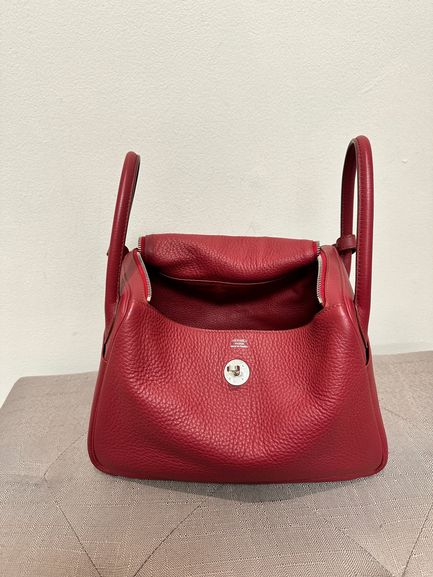 Hermès Bag Clemence Lindy 26