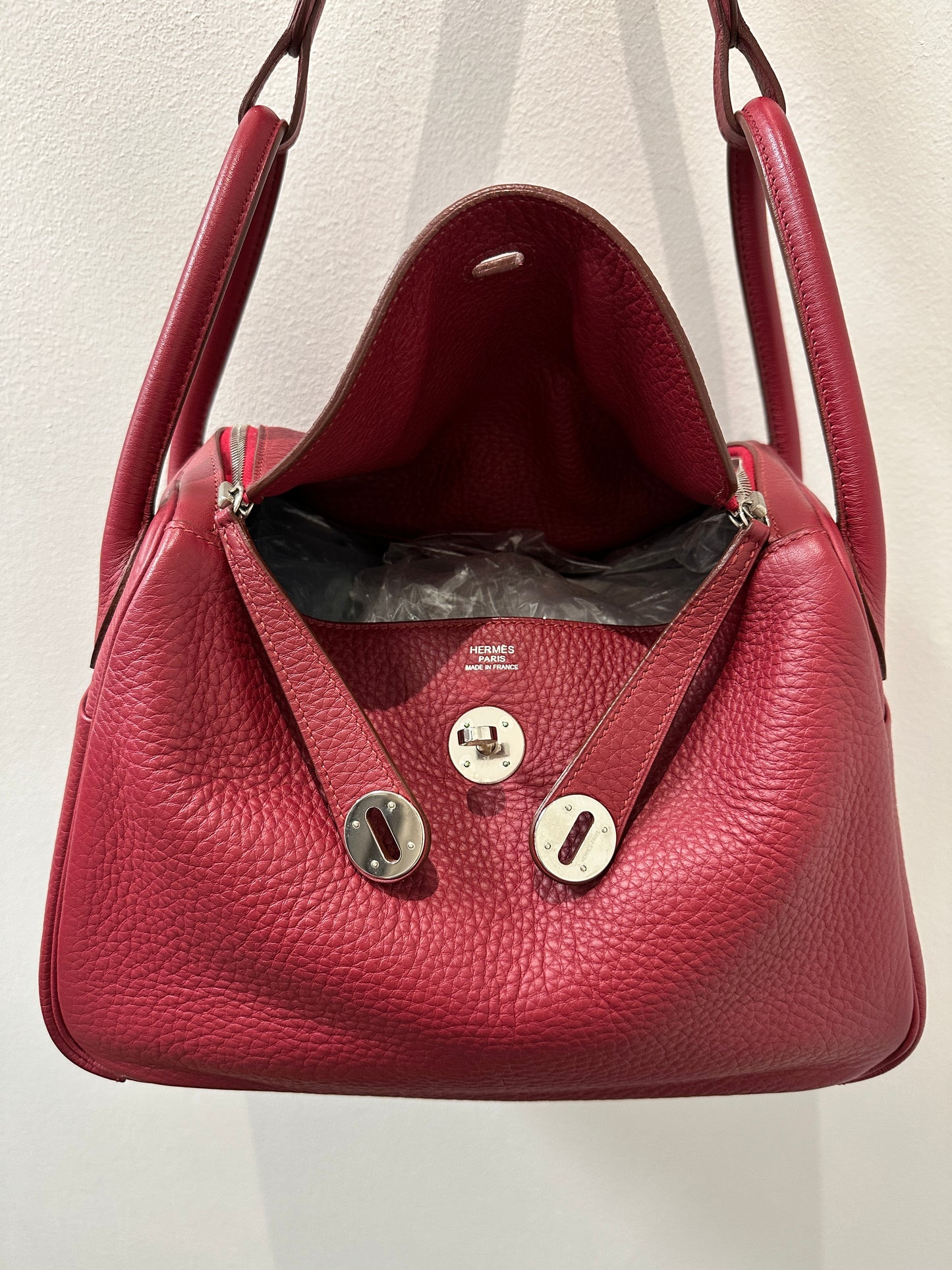 Hermès Bag Clemence Lindy 26