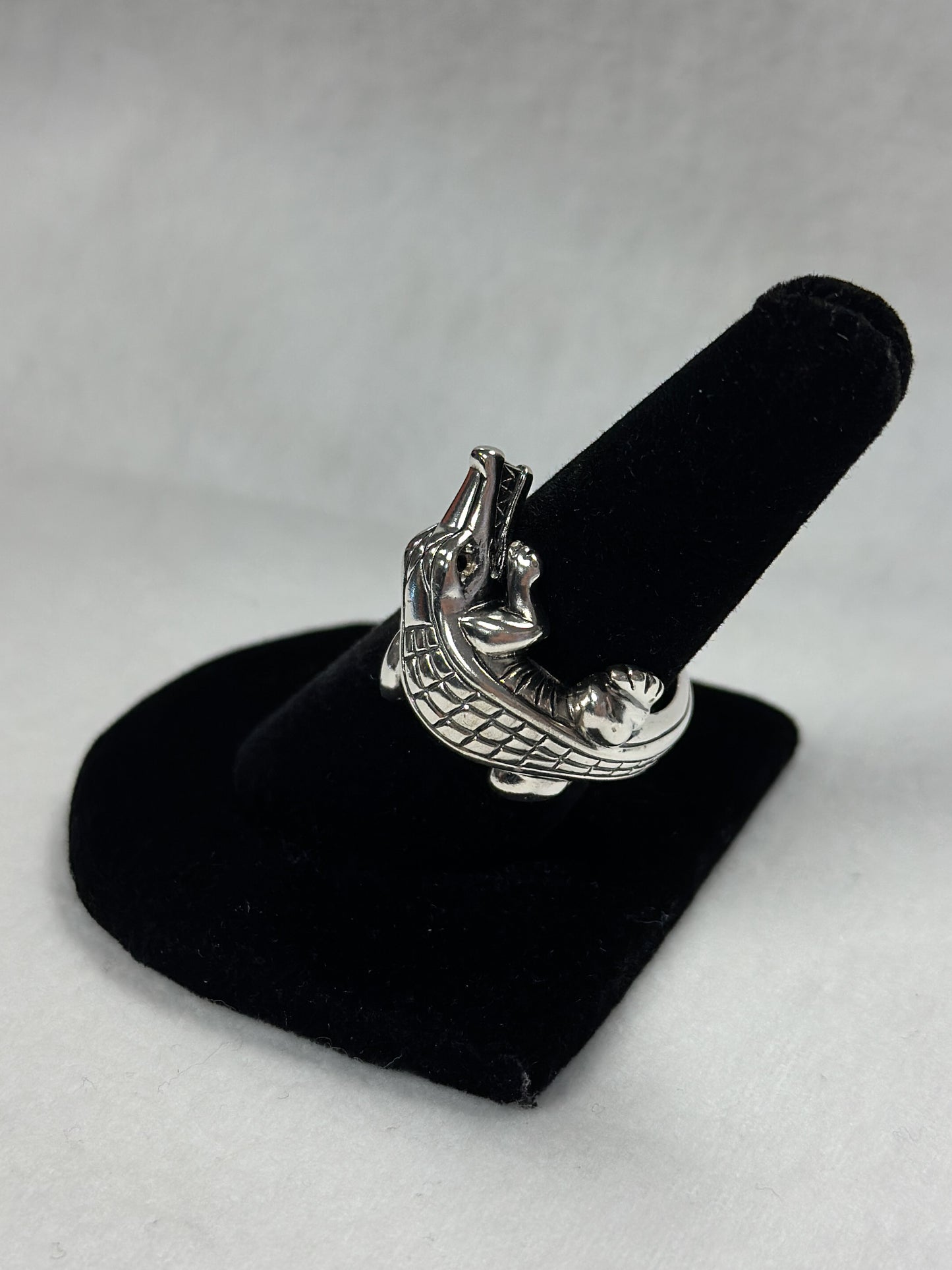 Kieselstein Cord Sterling Silver Alligator Ring