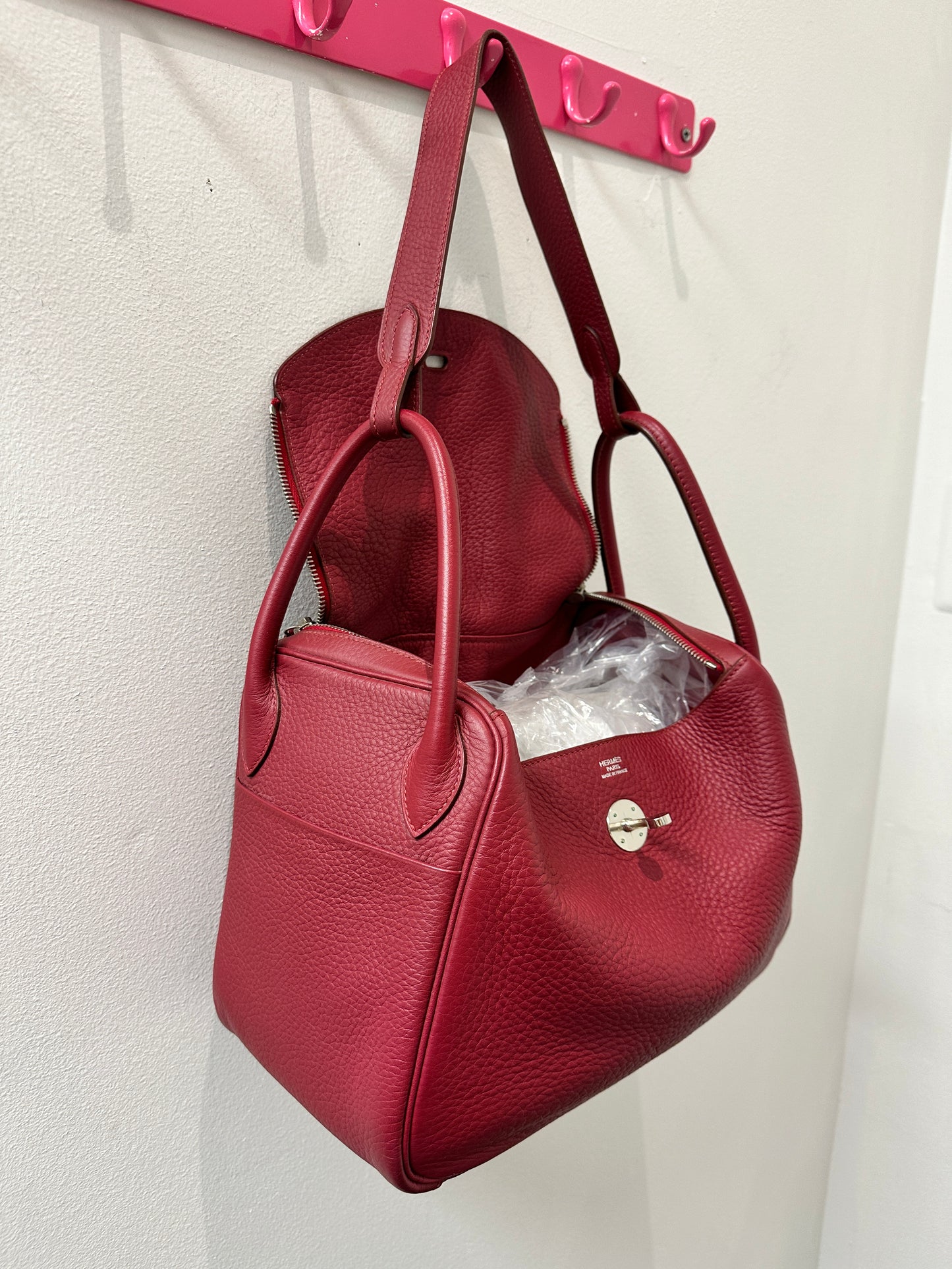 Hermès Bag Clemence Lindy 26