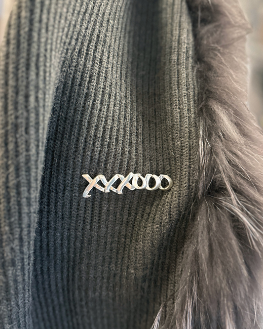 Tiffany & Co. Kisses and Hugs Brooch