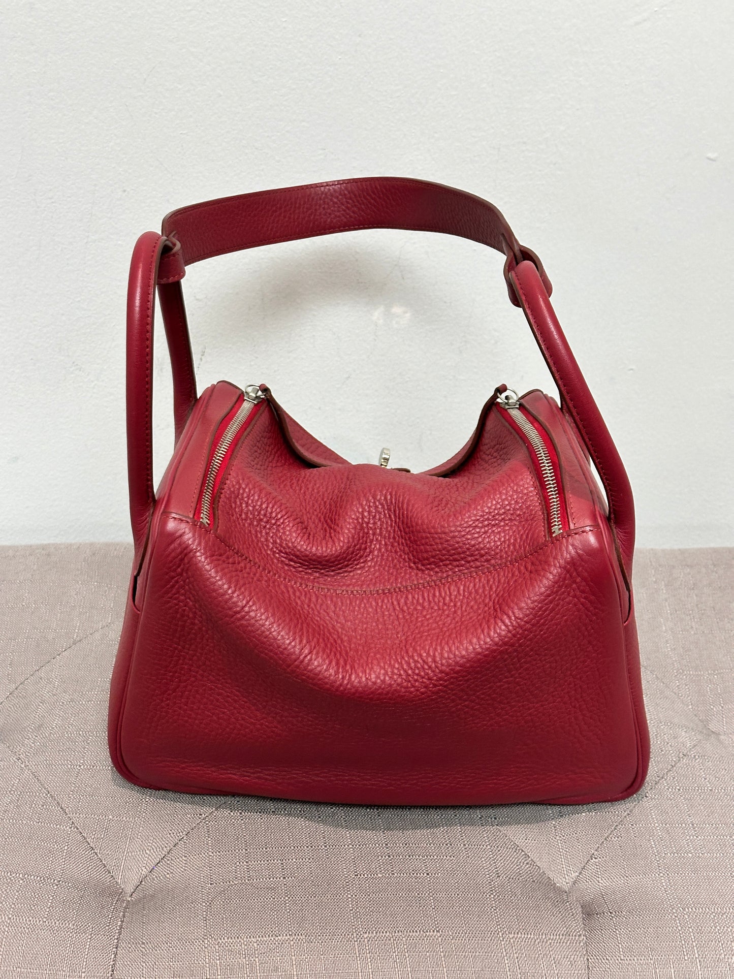 Hermès Bag Clemence Lindy 26