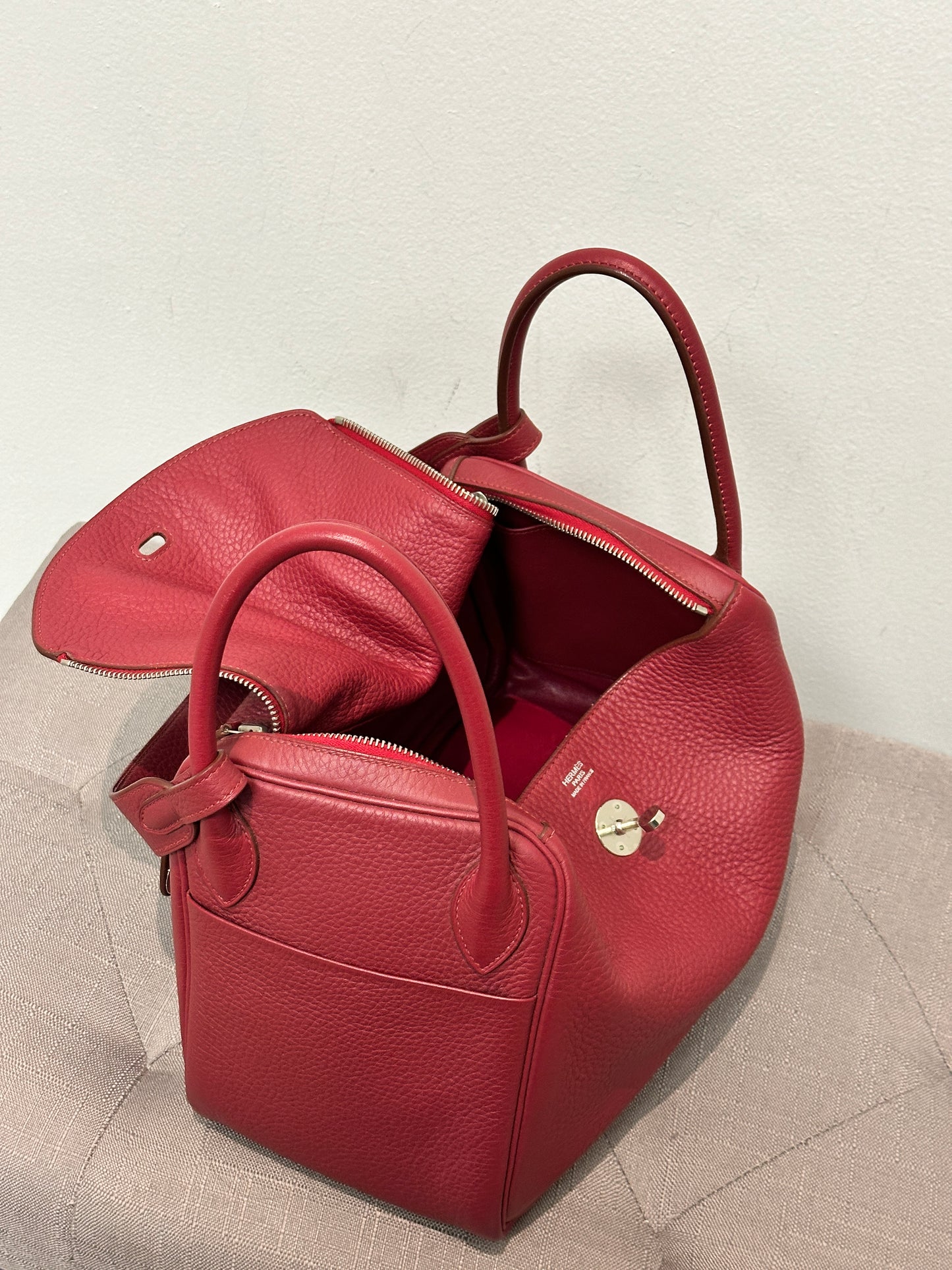 Hermès Bag Clemence Lindy 26