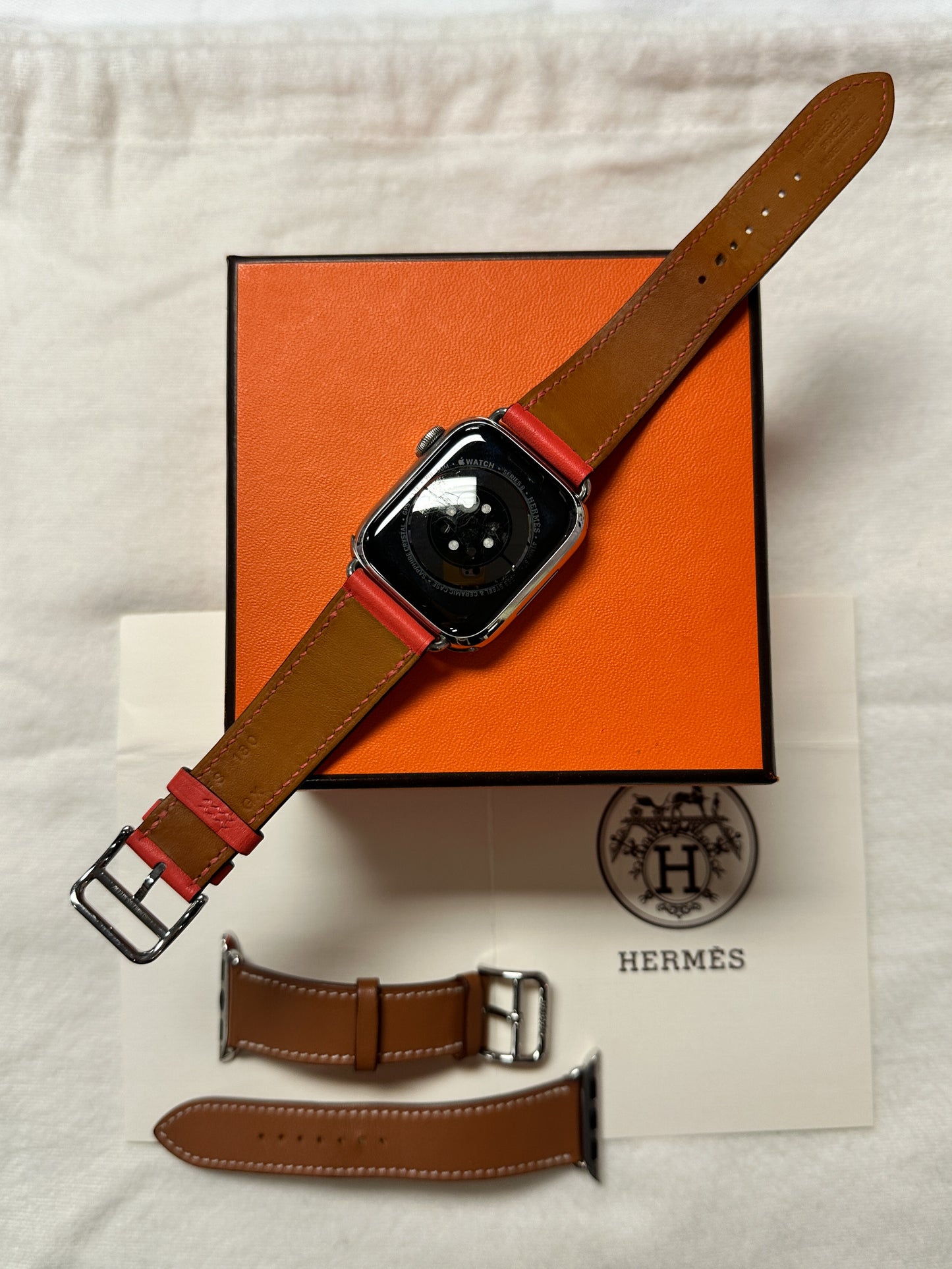 Series 8 Apple Watch - Hermes Bands