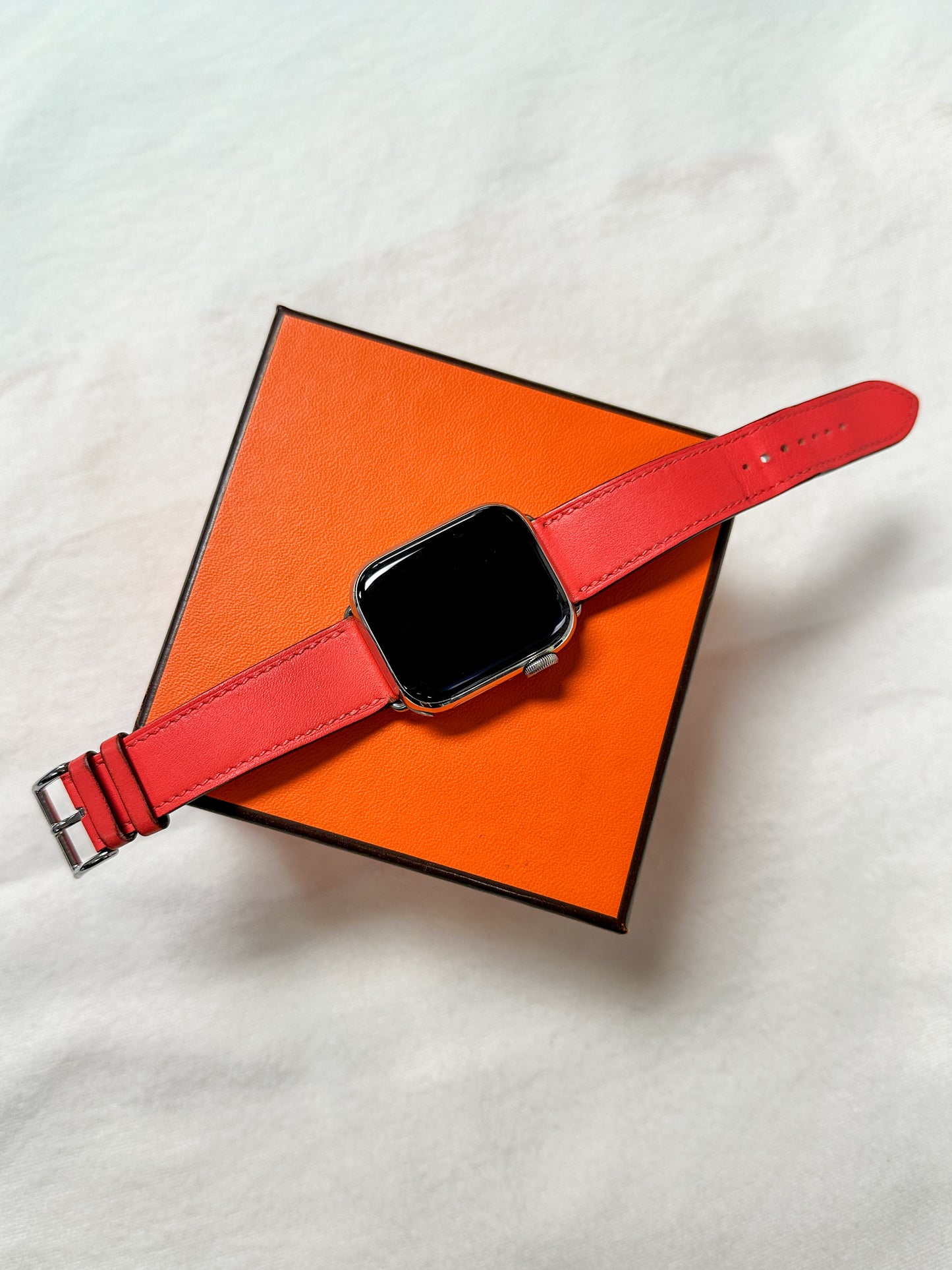 Series 8 Apple Watch - Hermes Bands
