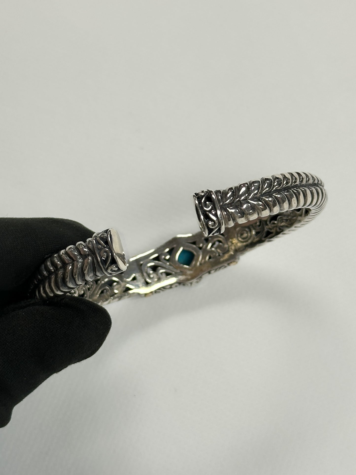Turquoise Sterling 18k Cuff