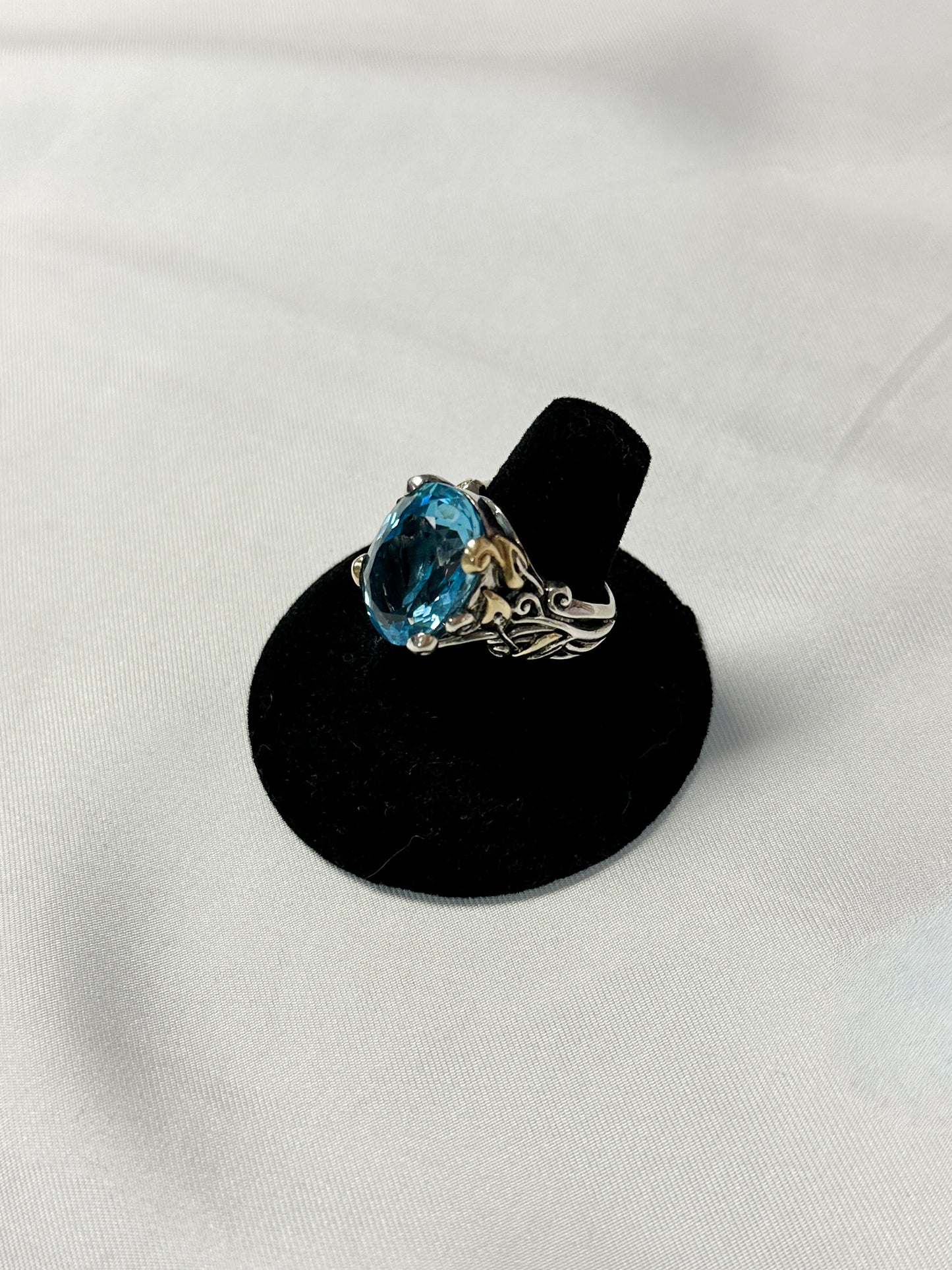 Topaz 18K Barbara Bixby Ring