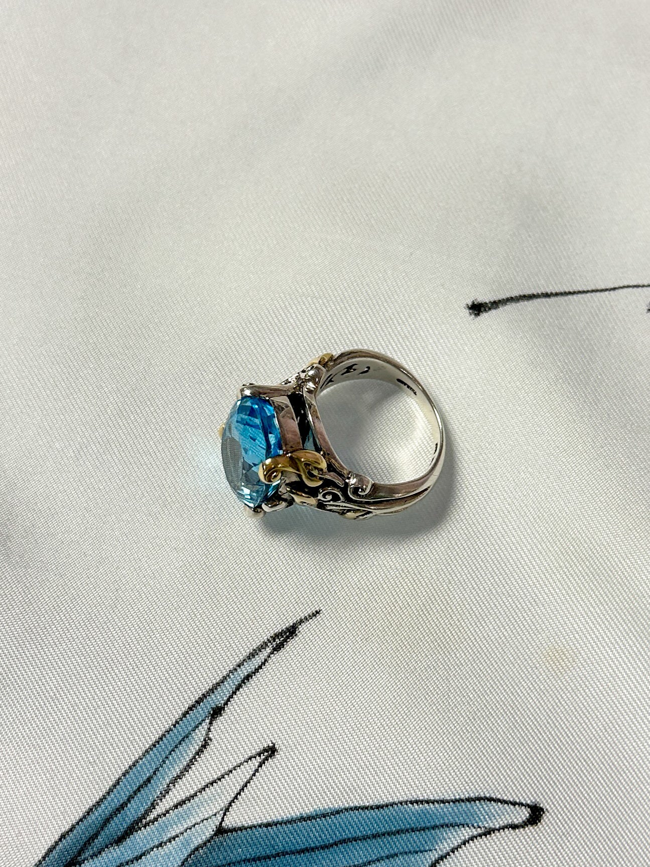 Topaz 18K Barbara Bixby Ring